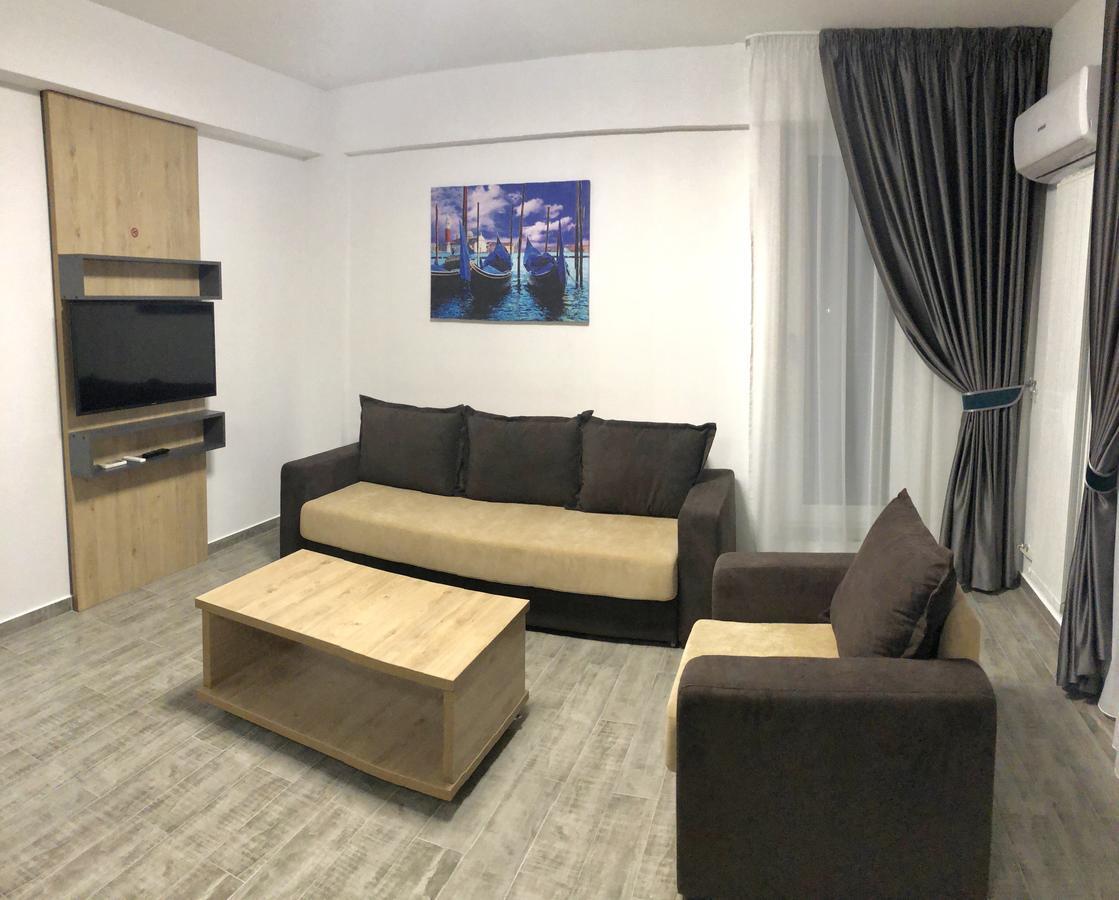 Apartament Ella C&C Residence ナボダリ エクステリア 写真